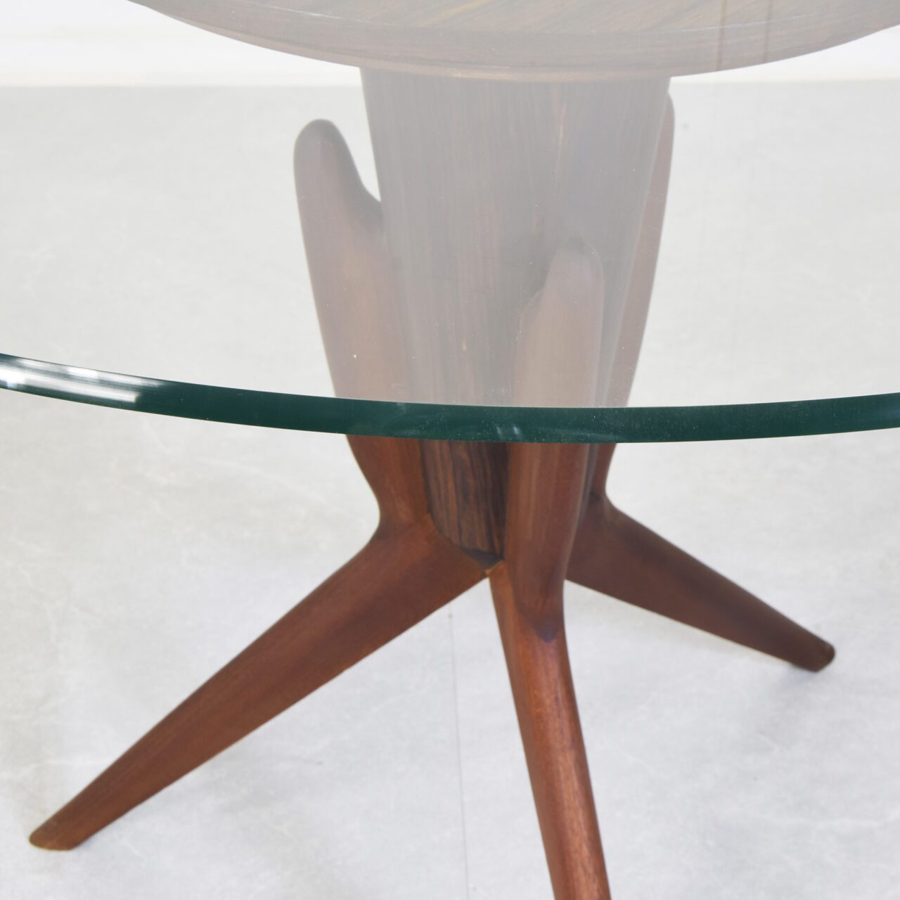 atomic_coffeetable_9