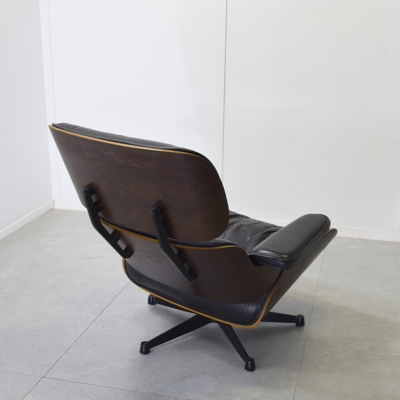 charles_eames_2_9