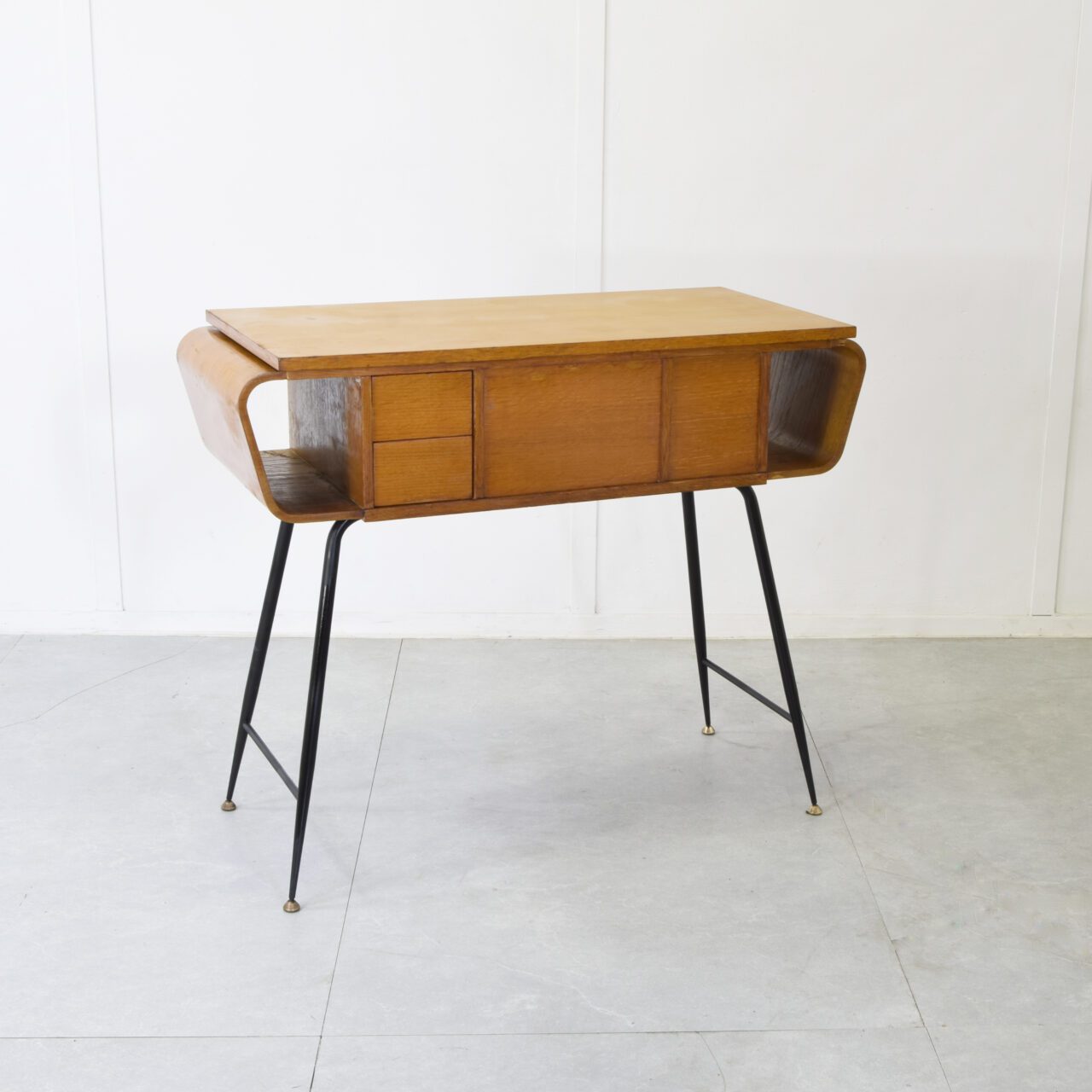 consolle_singer_4