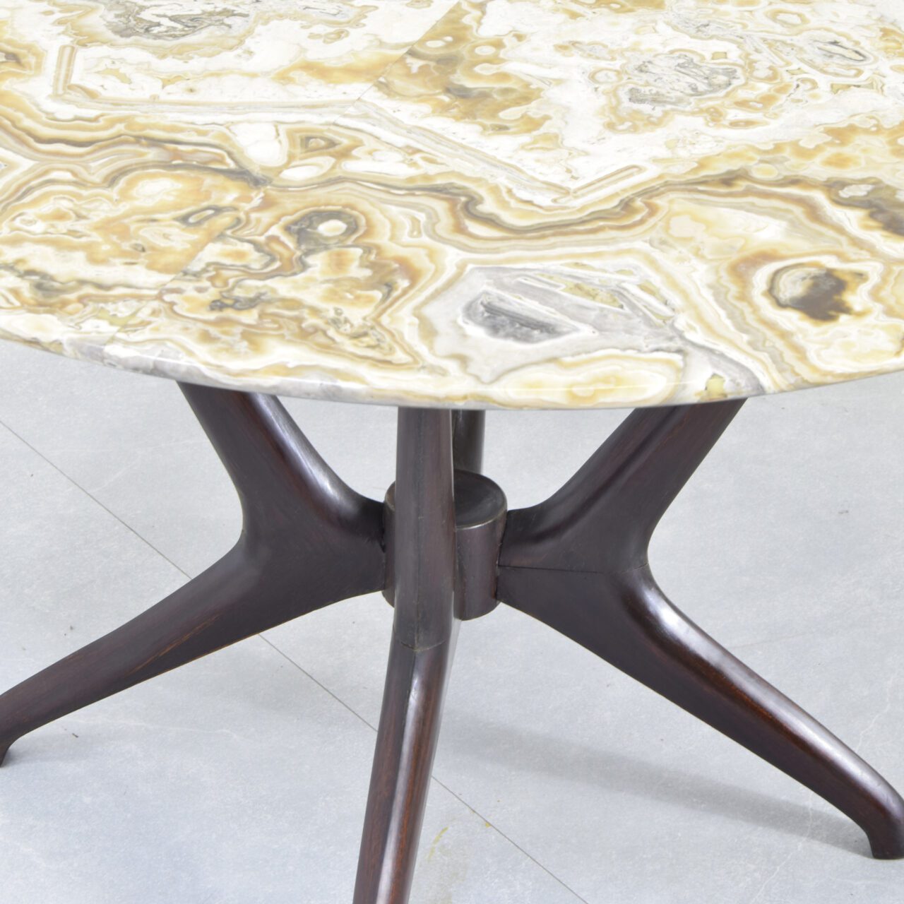 coffeetable_ciuti_11