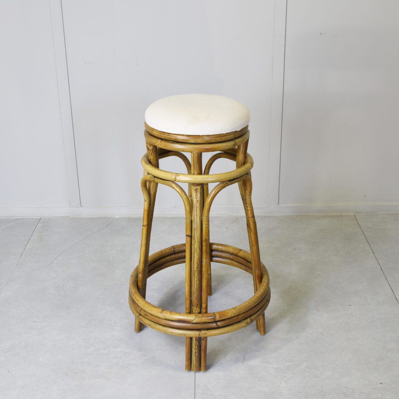 sgabello_rattan_3